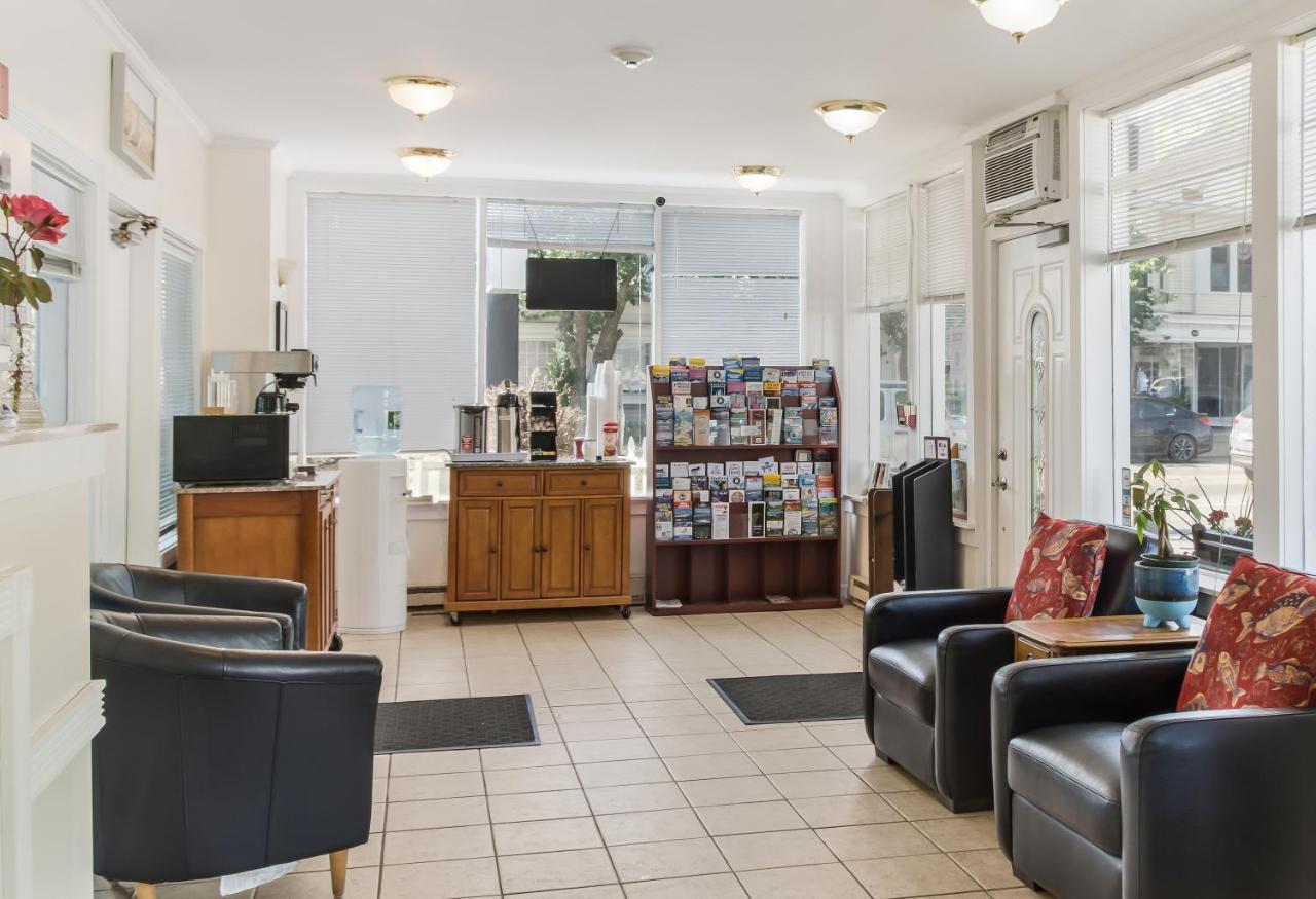 Americas Best Value Inn Hyannis Хаянис Екстериор снимка