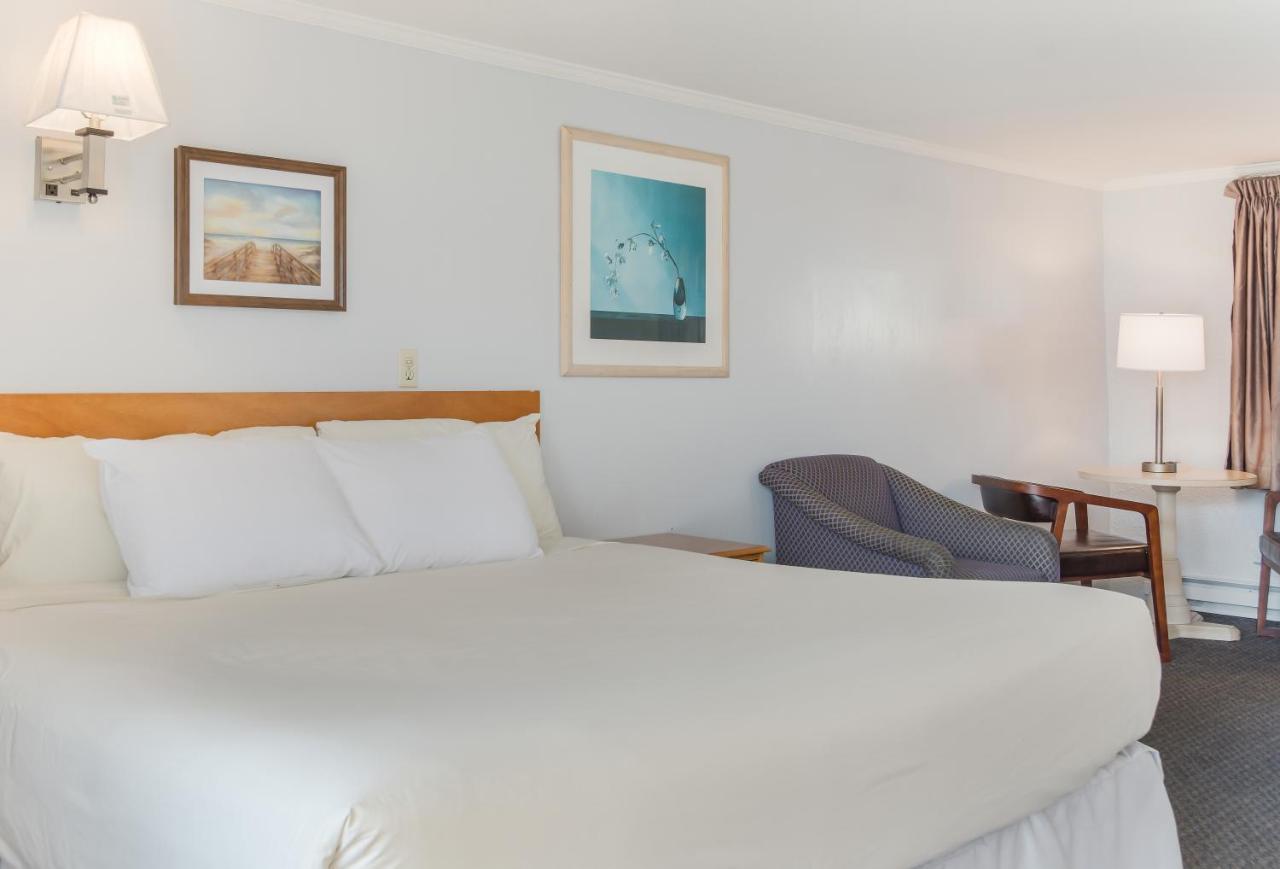 Americas Best Value Inn Hyannis Хаянис Екстериор снимка