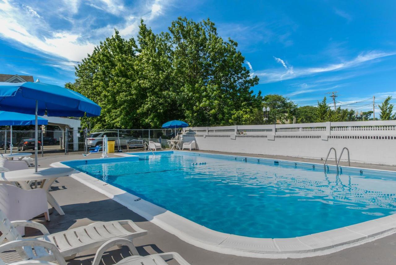Americas Best Value Inn Hyannis Хаянис Екстериор снимка