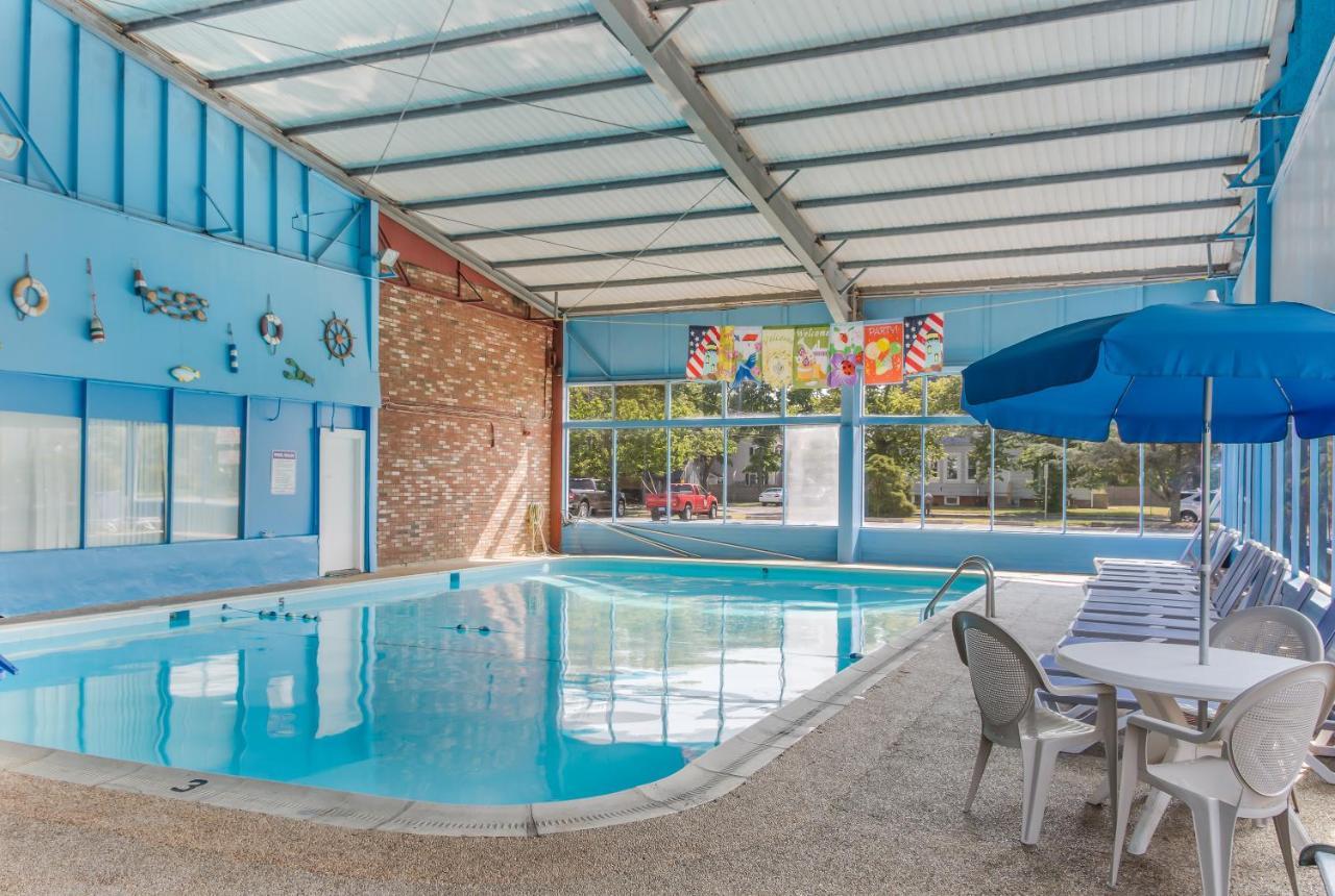 Americas Best Value Inn Hyannis Хаянис Екстериор снимка
